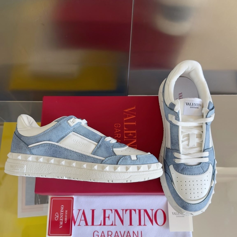 Valentino Sneakers